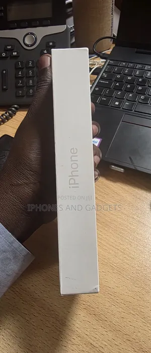 New Apple iPhone 17 Pro 256 GB Silver