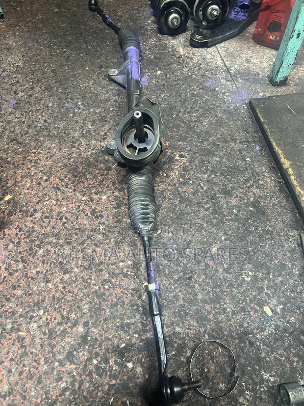 Nissan Serena Steering Rack