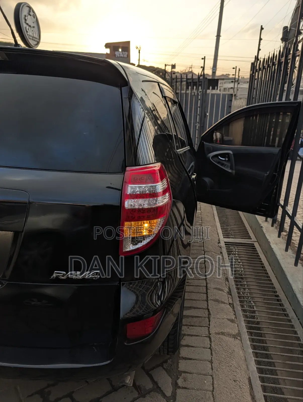 Toyota RAV4 2008 Black
