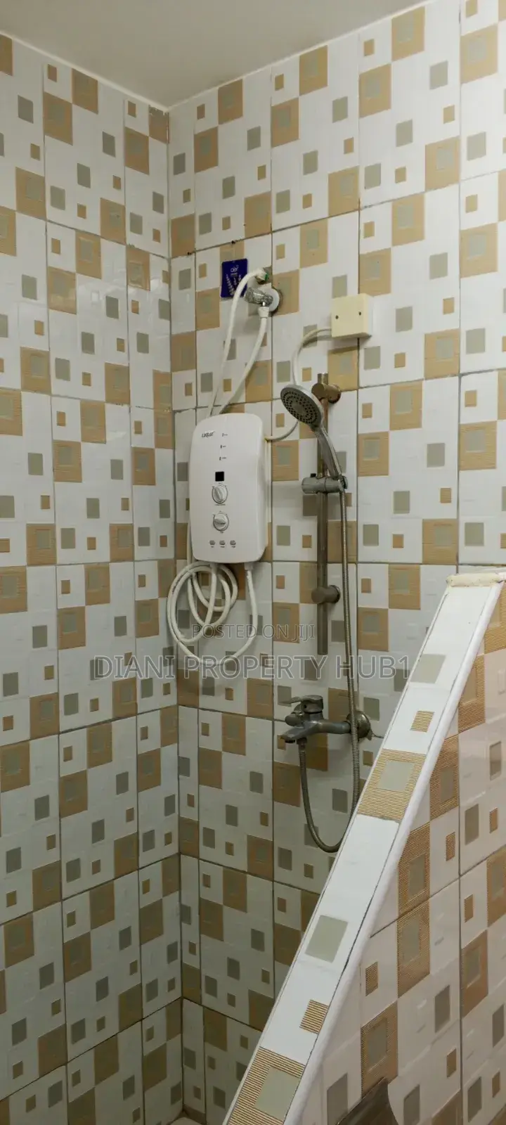 2bdrm Apartment in Diani Market, Ukunda for rent