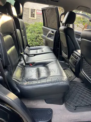 Toyota Land Cruiser 4.6 V8 AX 2014 Black