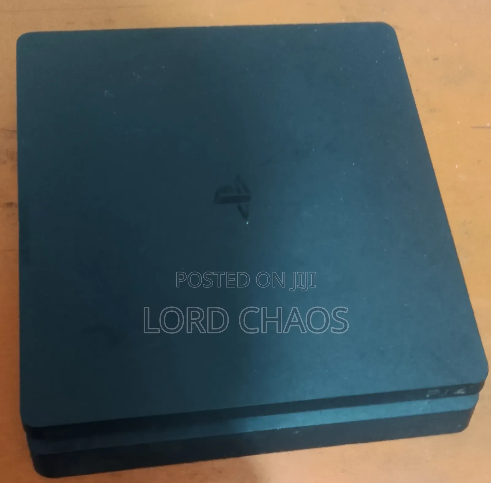 Play Station 4 Slim Version