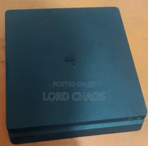 Play Station 4 Slim Version