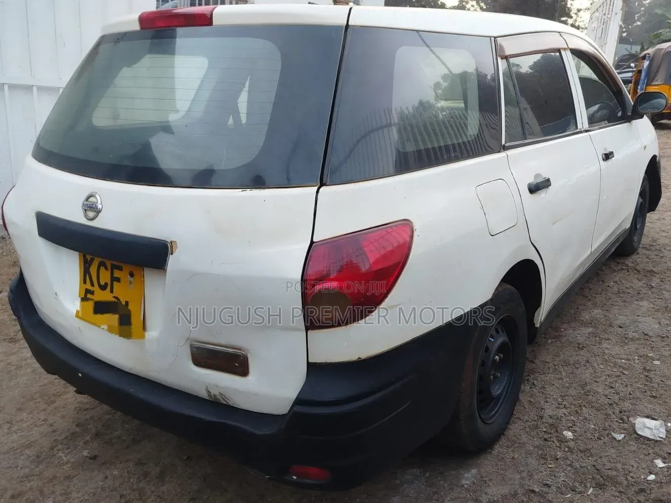 Nissan Advan 2008 White