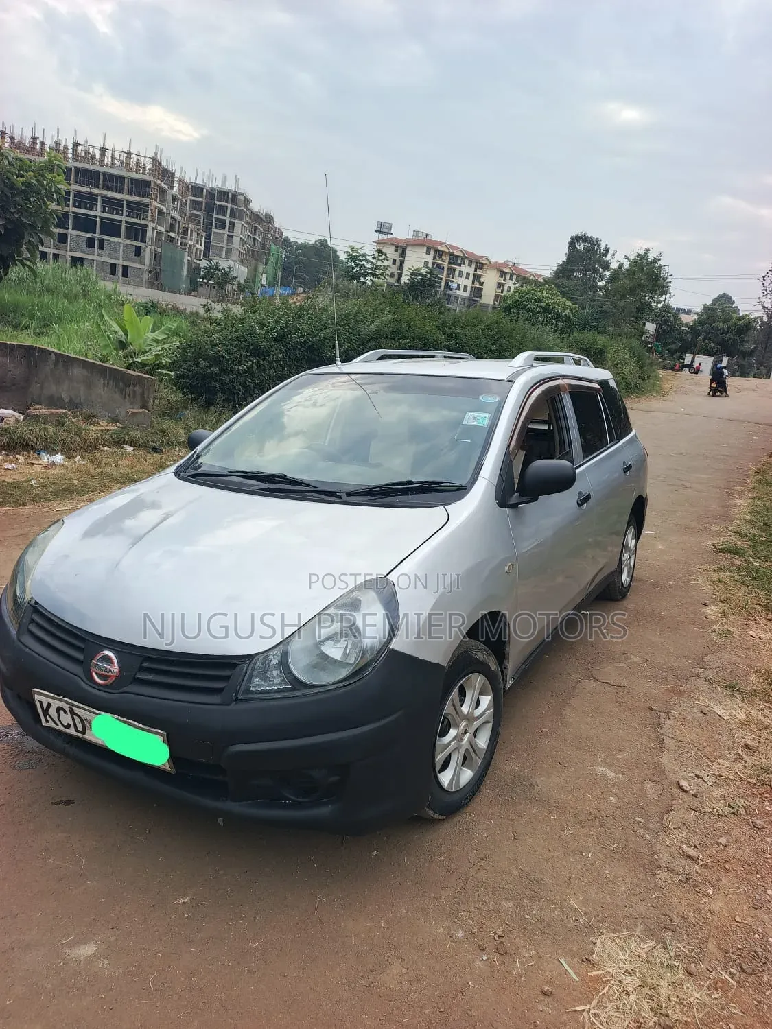 Nissan Advan 2007 Silver