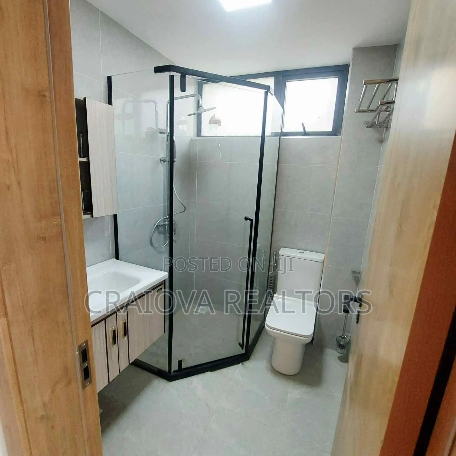 3bdrm Apartment in Valley Arcade for sale