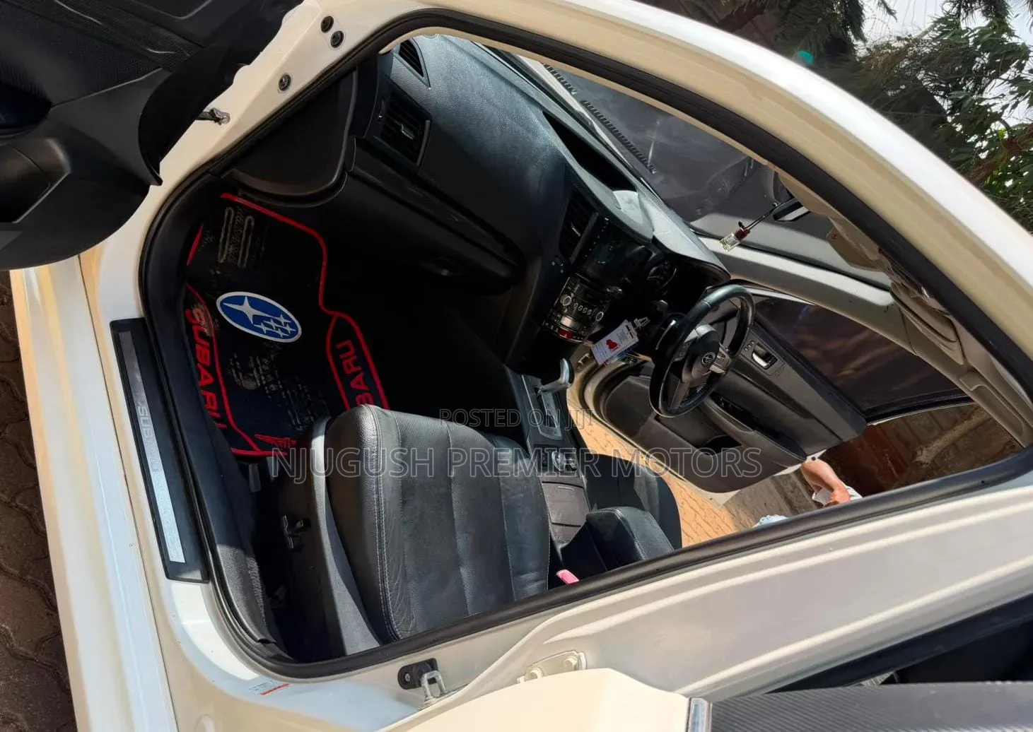 Subaru Legacy 2011 White