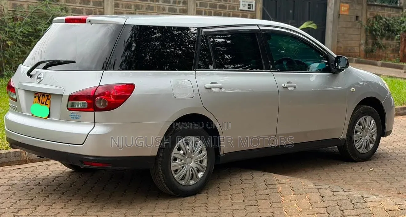 Nissan Wingroad 2013 Silver