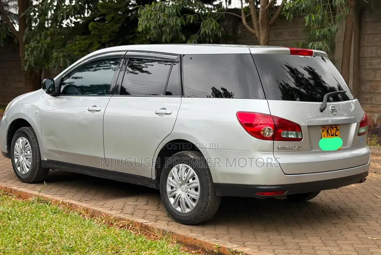 Nissan Wingroad 2013 Silver