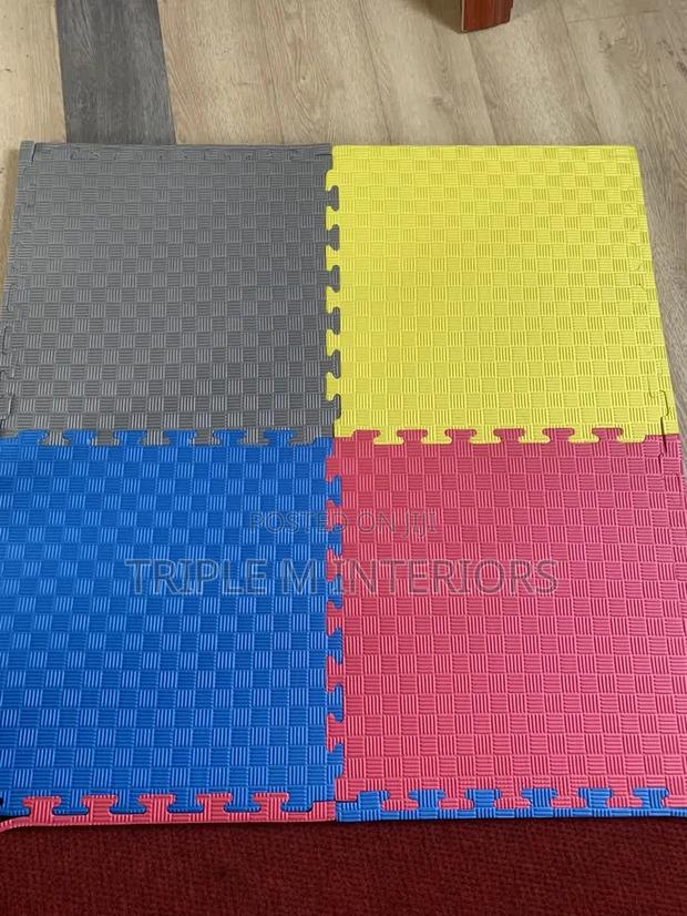 30cm X 30cm Plush Foam Interlocking Mats