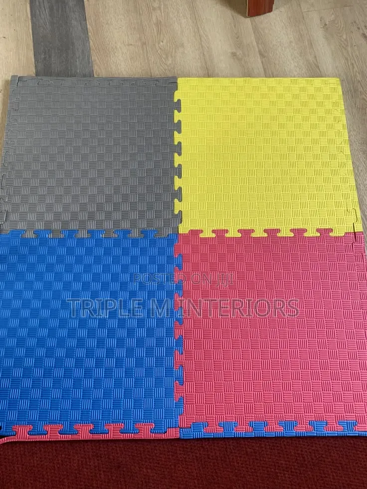 30cm X 30cm Plush Foam Interlocking Mats