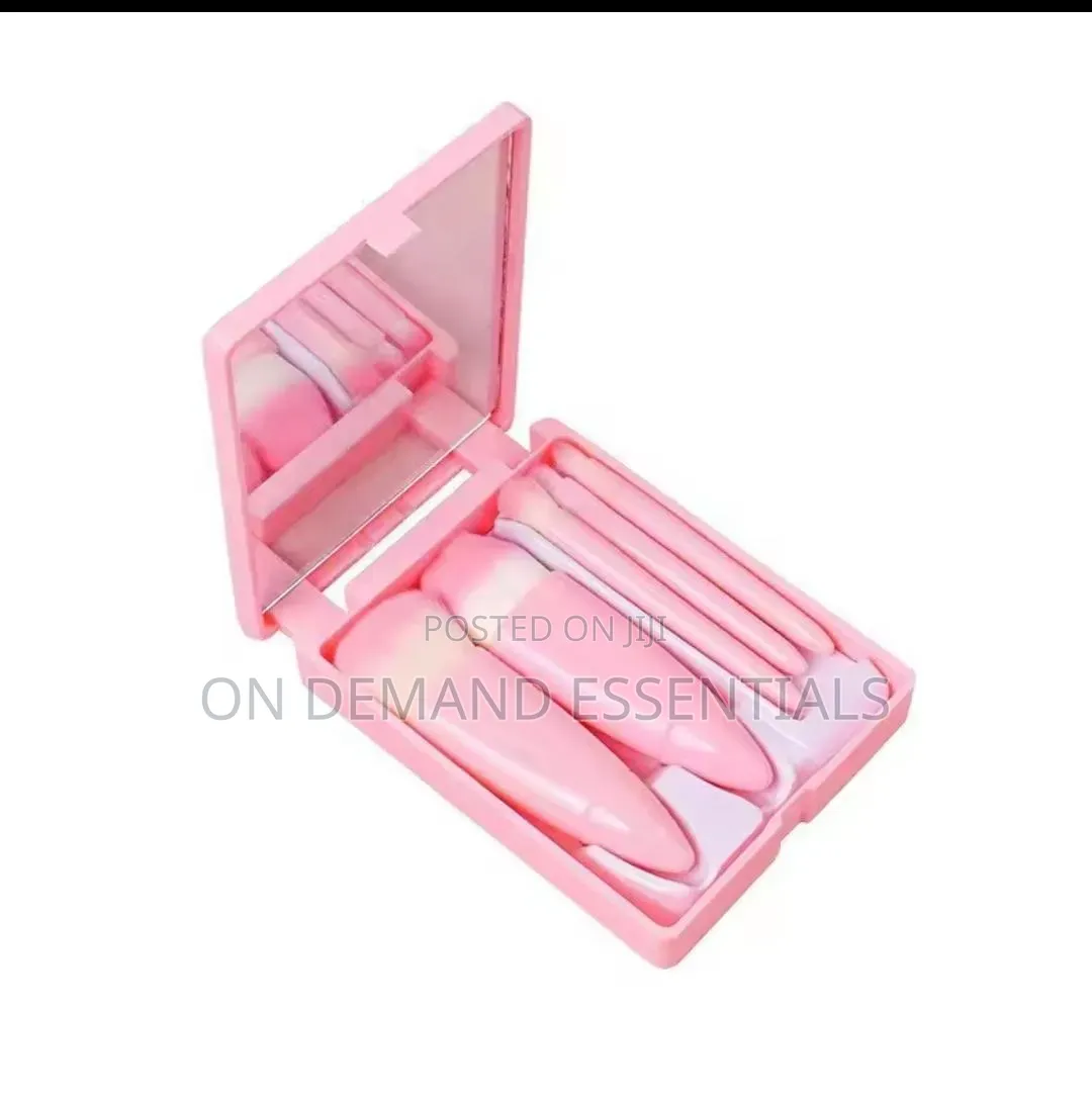 5pc Mini Travel Makeup Set