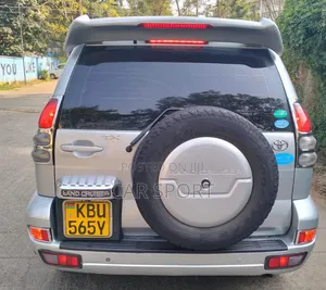 Toyota Land Cruiser Prado 2005 Silver