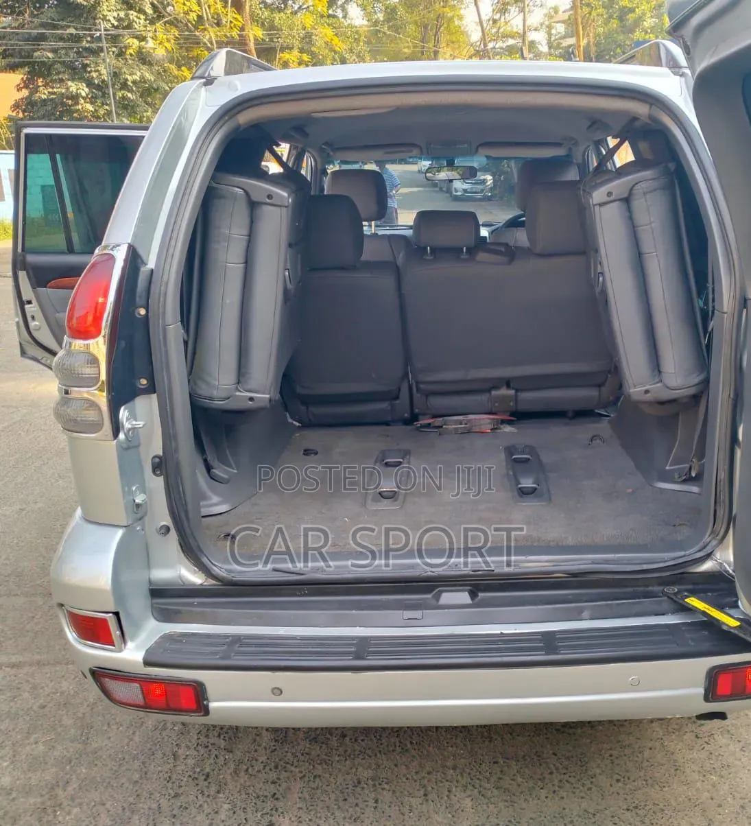 Toyota Land Cruiser Prado 2005 Silver