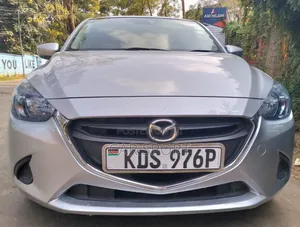 Mazda Demio 2017 Silver