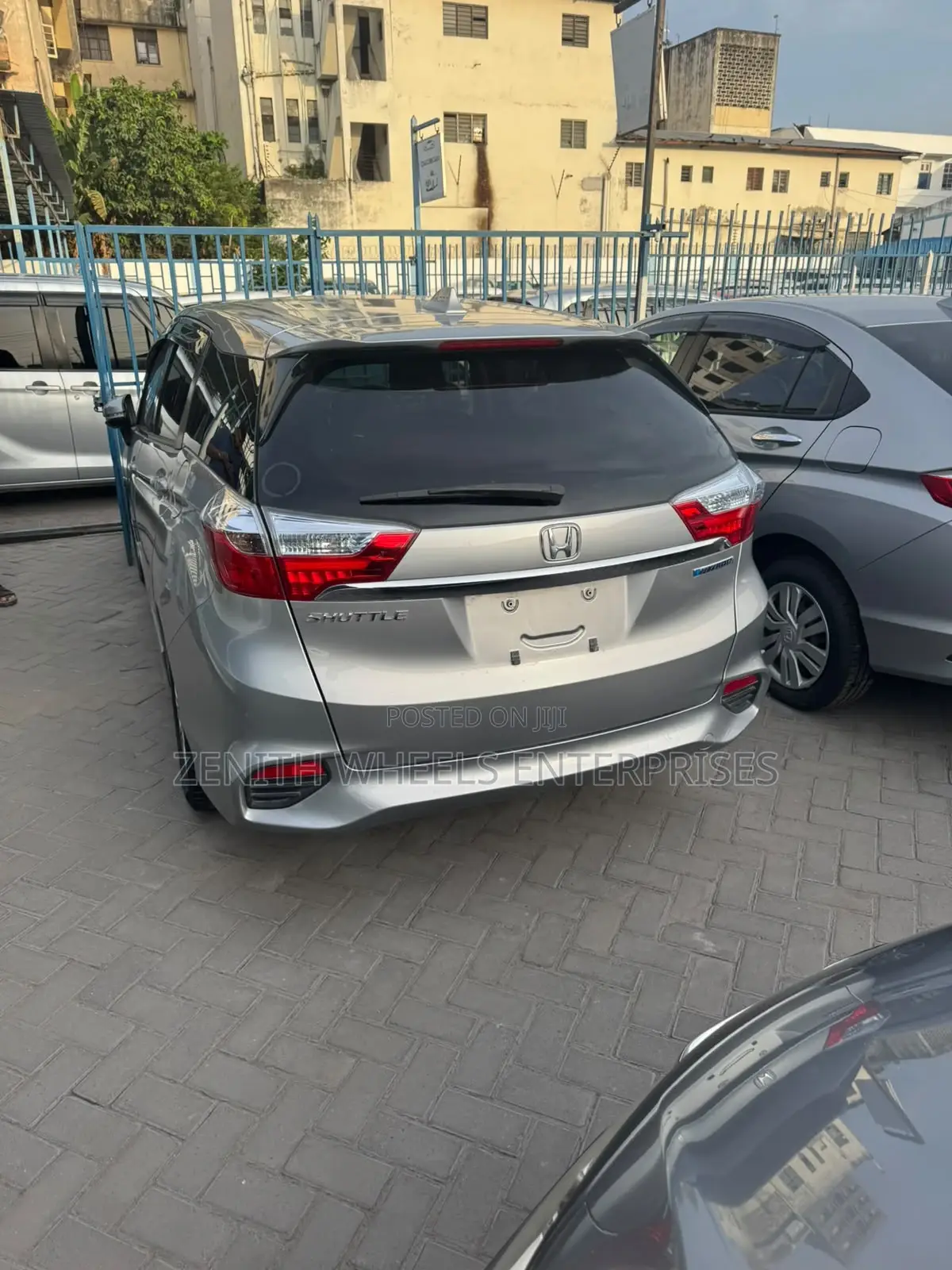 Honda Shuttle 2019 Silver