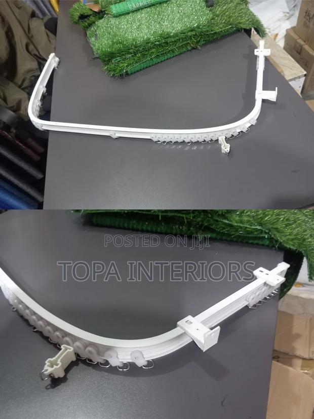 White Durable Modern Ceiling Curtain Rail Track