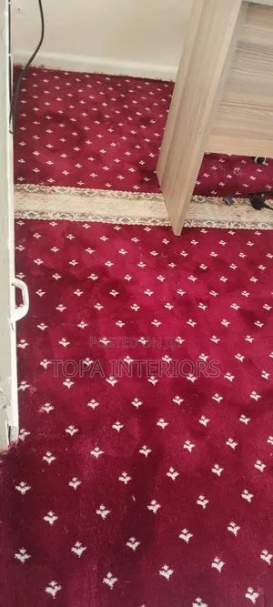 Flowered Office Floor Carpets for a Luxurious Executive Office Look