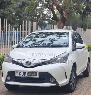 Toyota Vitz 1.0 FWD 5dr 2016 White