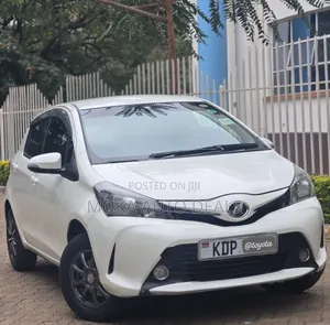 Toyota Vitz 1.0 FWD 5dr 2016 White