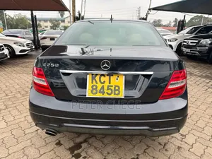 Mercedes-Benz C250 2012 Black
