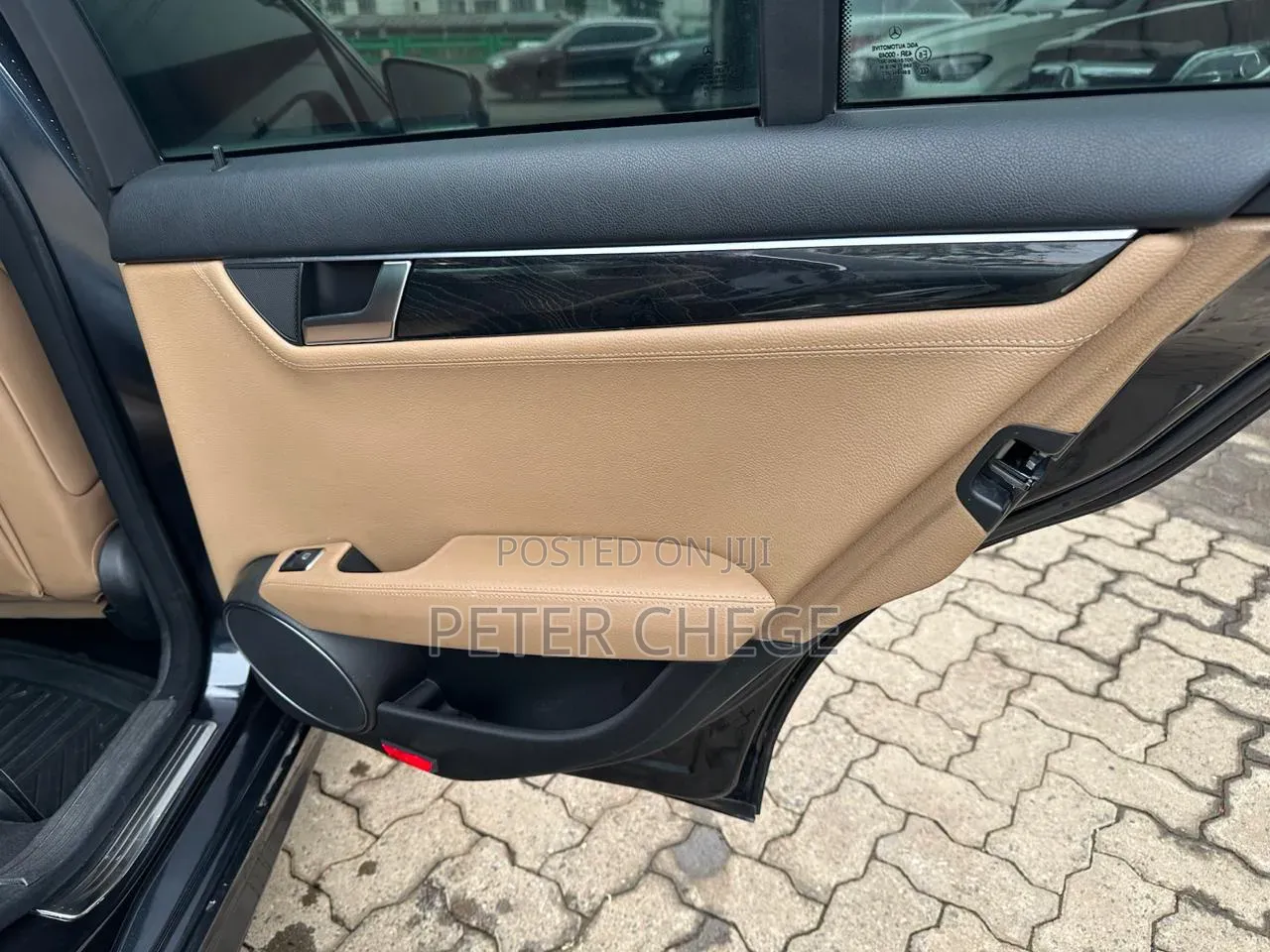 Mercedes-Benz C250 2012 Black