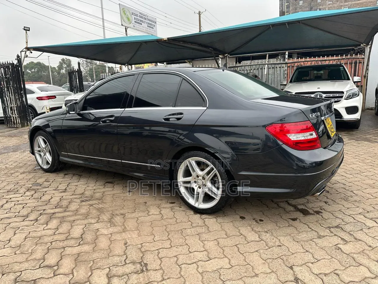 Mercedes-Benz C250 2012 Black