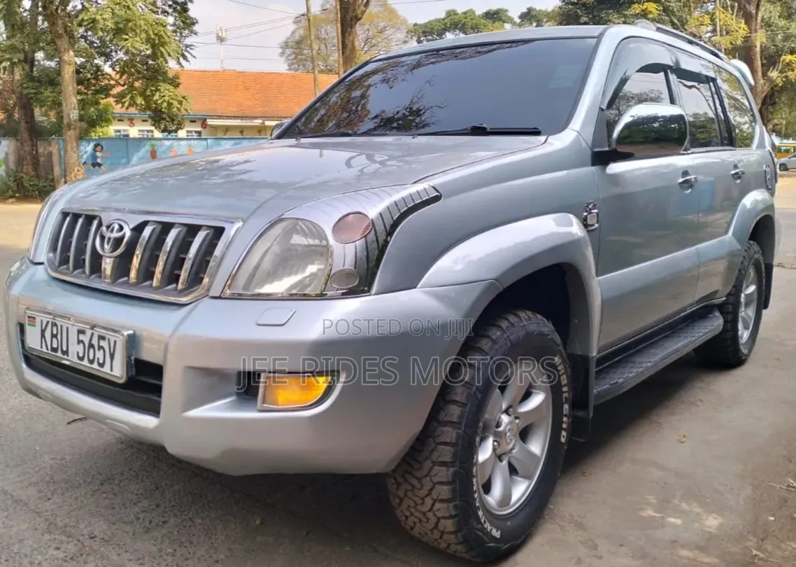 Toyota Land Cruiser Prado 2006 Silver