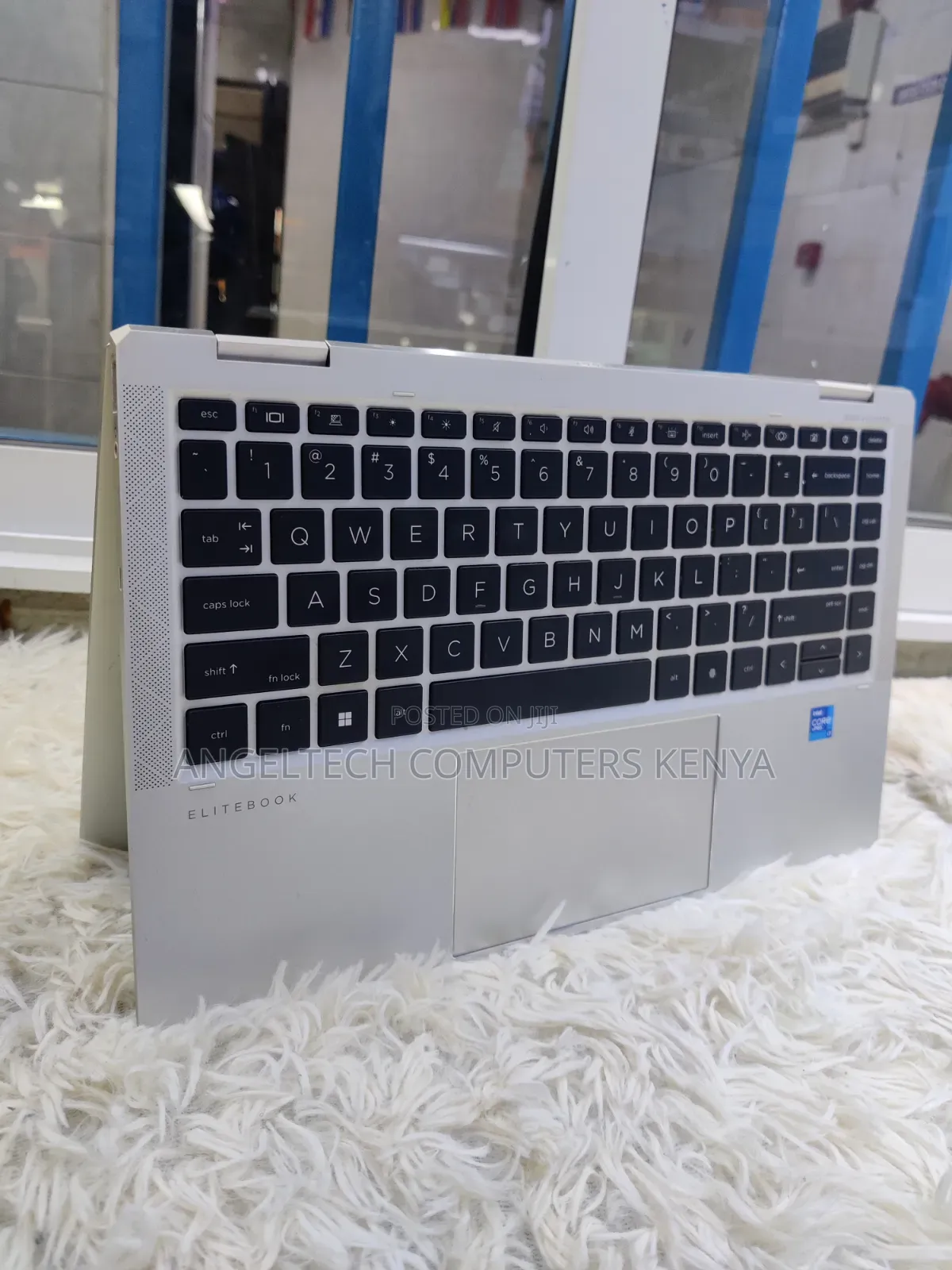 Laptop HP EliteBook 1040 G8 16GB Intel Core i7 SSD 512GB