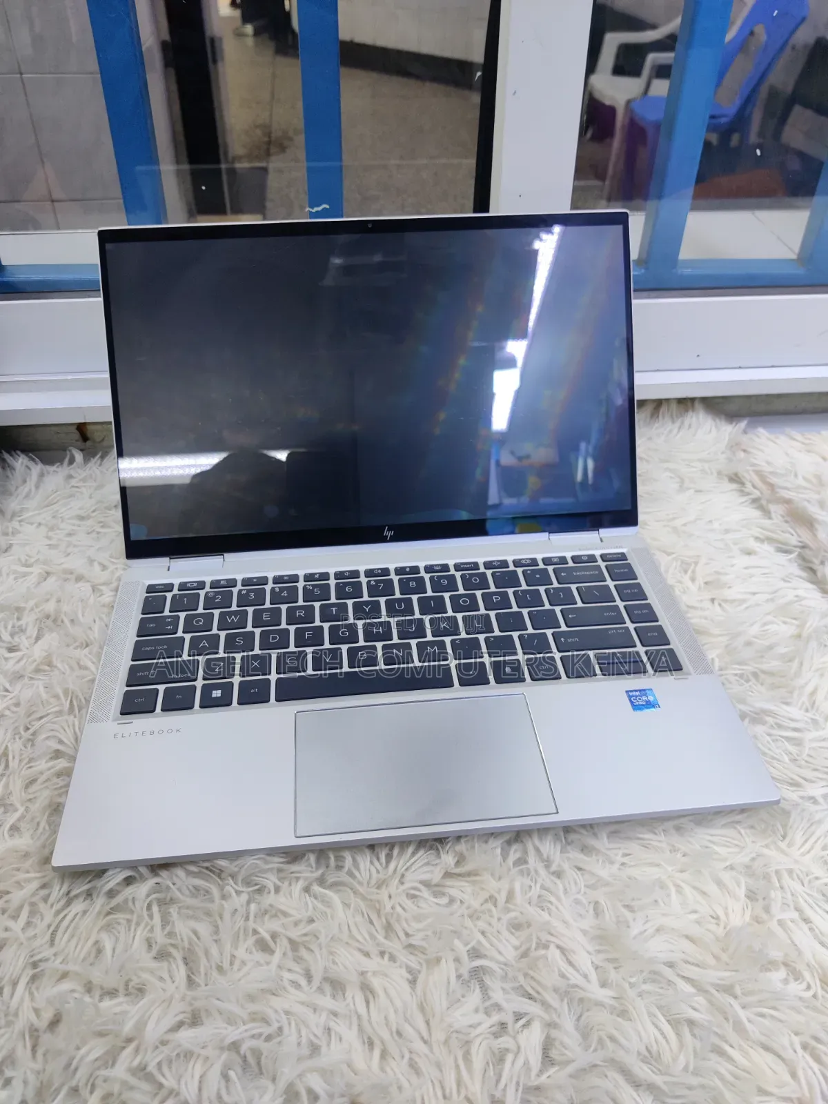 Laptop HP EliteBook 1040 G8 16GB Intel Core i7 SSD 512GB