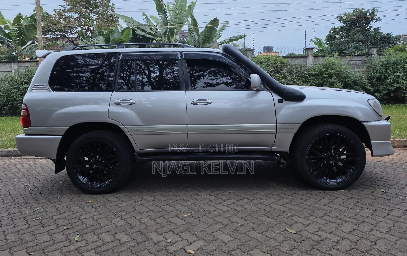 Toyota Land Cruiser 2002 Silver