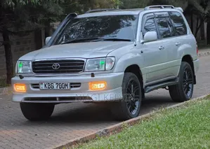 Toyota Land Cruiser 2002 Silver