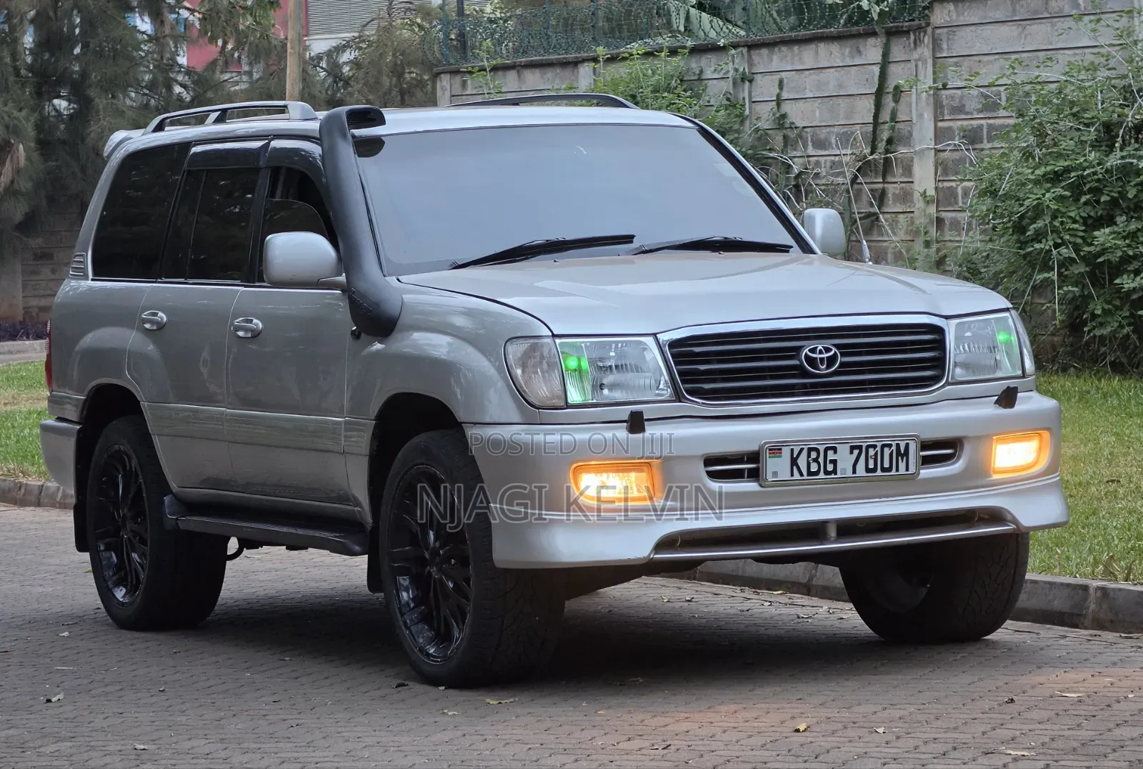 Toyota Land Cruiser 2002 Silver