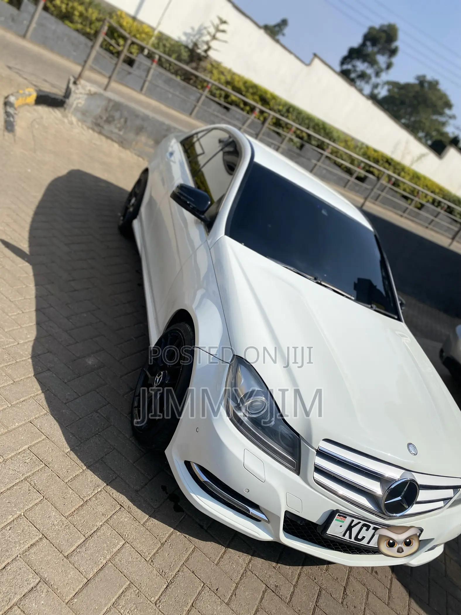 Mercedes-Benz C200 2011 White