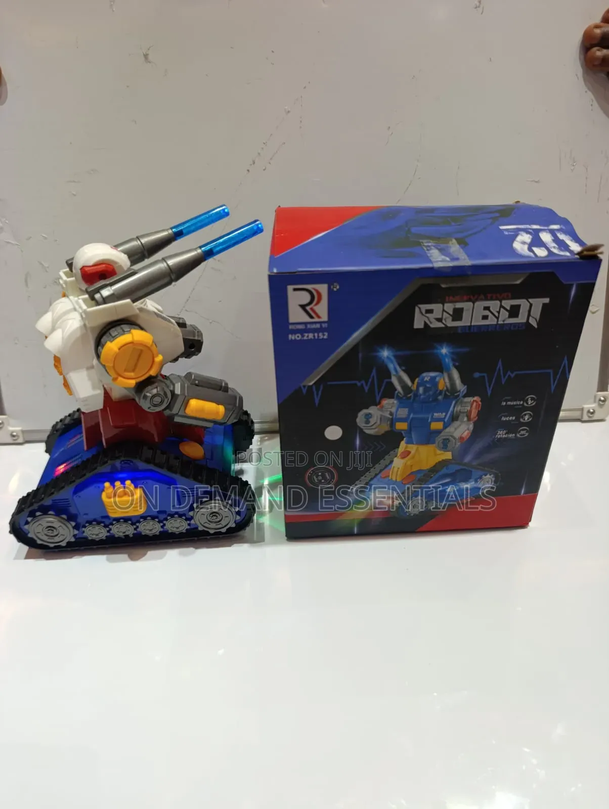 Robbot Millitary Car