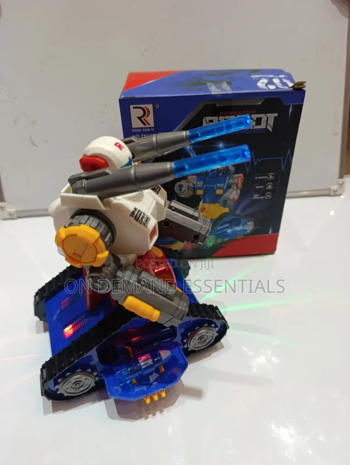 Robbot Millitary Car