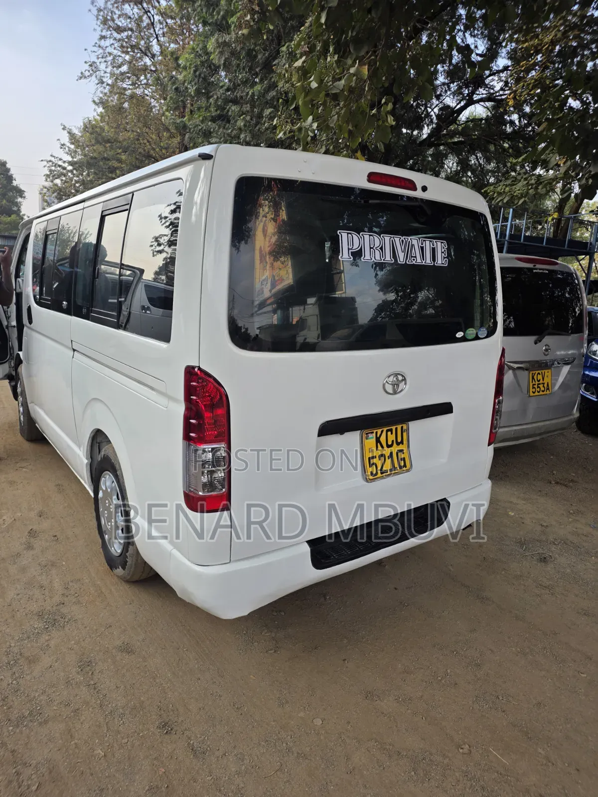 Toyota HiAce 2012 White