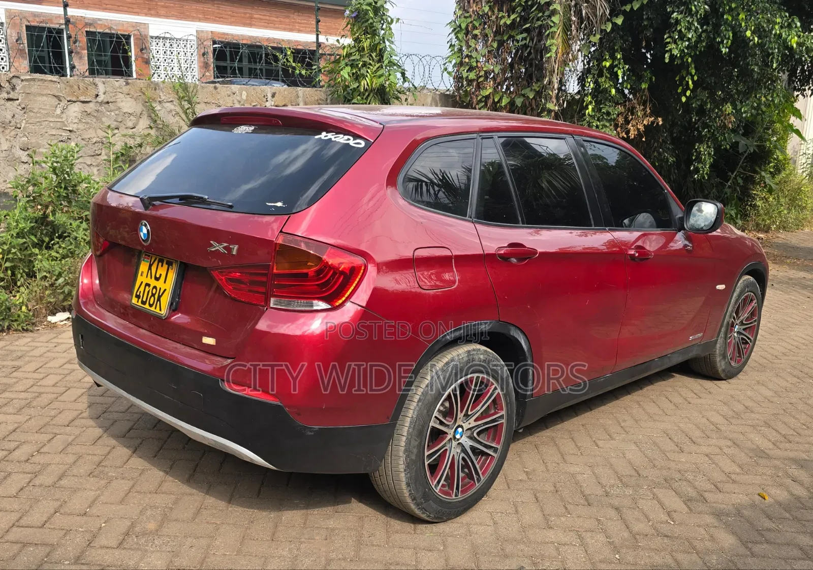 BMW X1 2011 Red