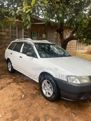 Nissan Advan 2005 White