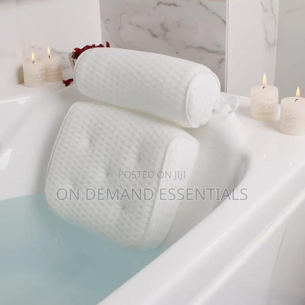 Bathtub Pillow With Anti Slip Suction Cup for Neck and Back Support - main view