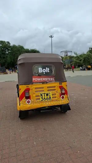 Bajaj RE 2023 Yellow