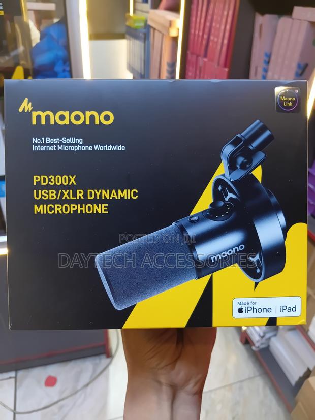 The Maono PD300X Dual-Mode USB/XLR Dynamic Microphone for Podcasting.
