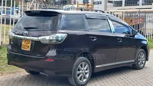 Toyota Wish 2014 Maroon