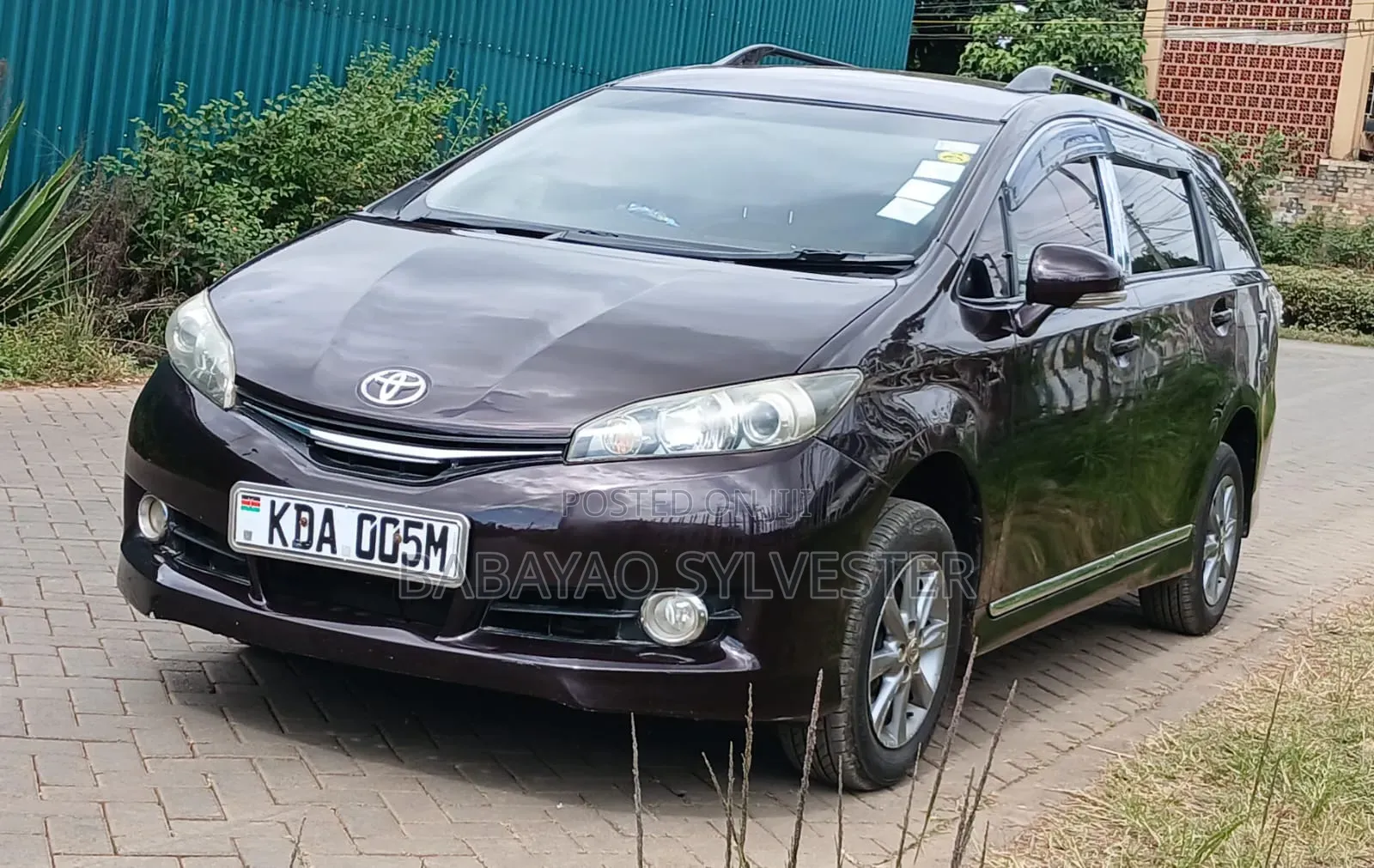Toyota Wish 2014 Maroon