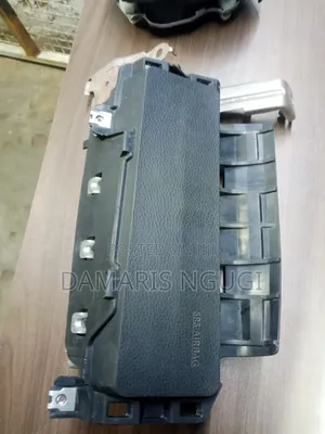 Harrier Knee Airbag 2015-2019