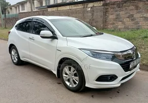 Honda Vezel 2018 White