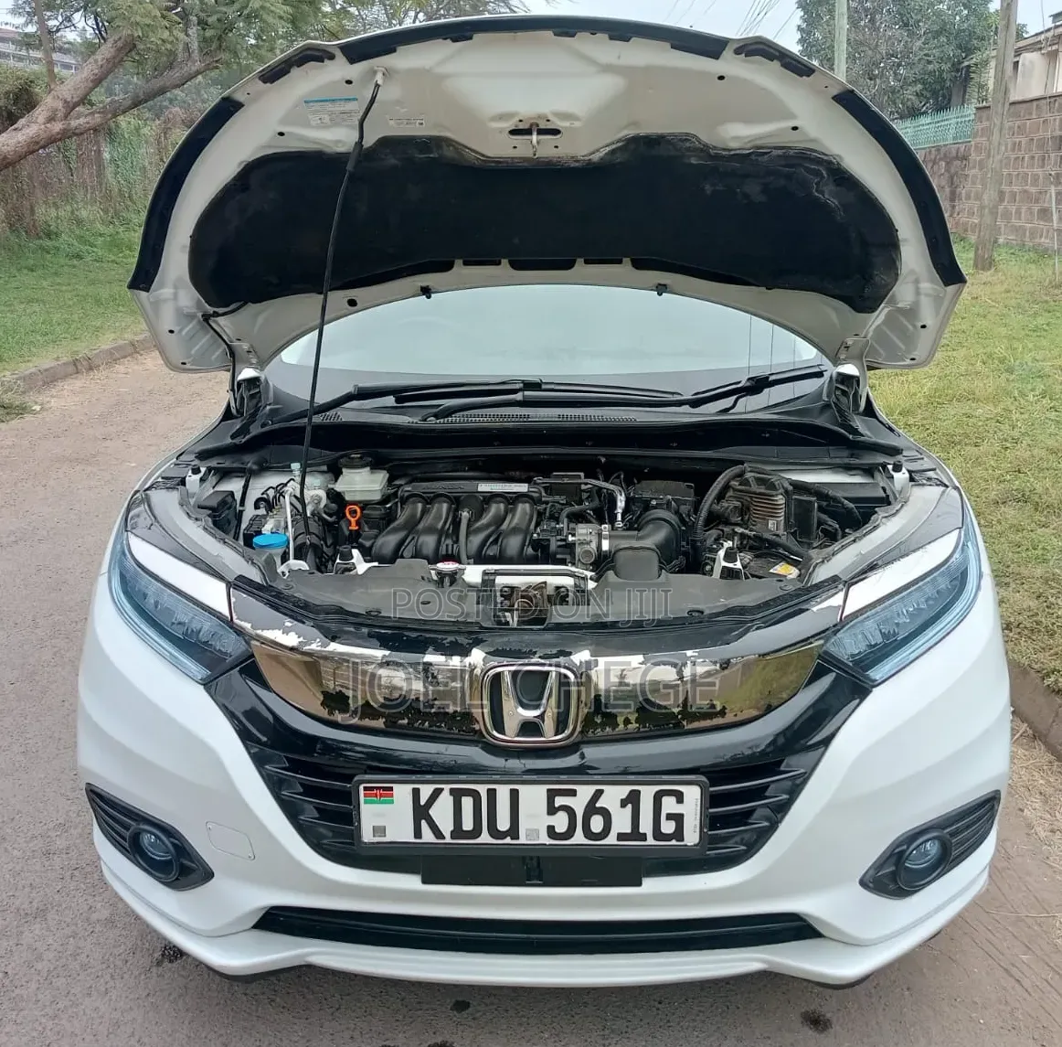 Honda Vezel 2018 White