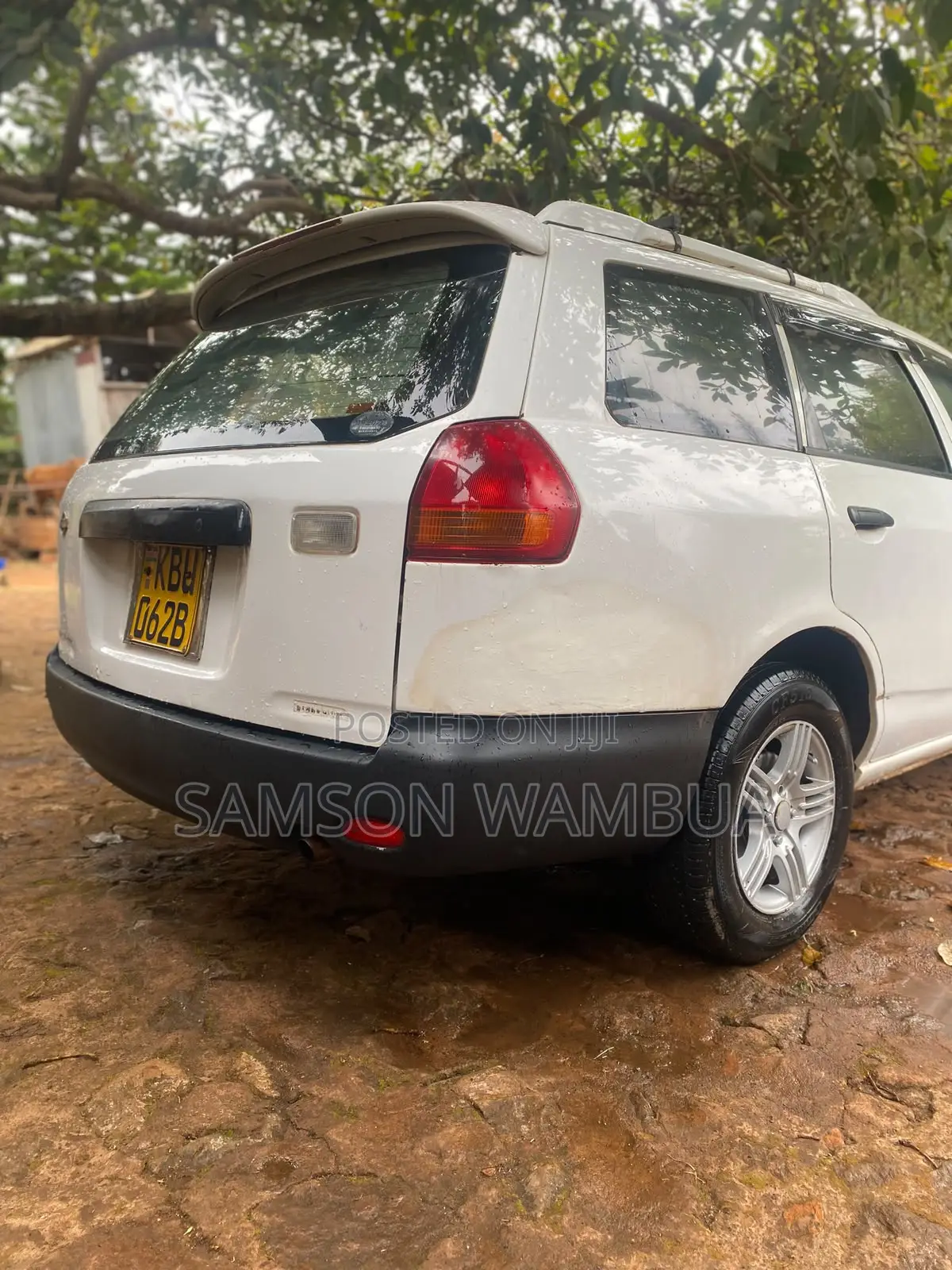 Nissan Advan 2005 White