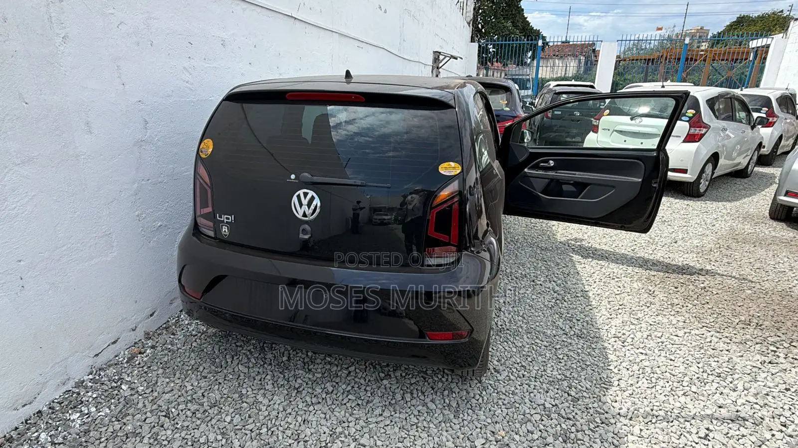 Volkswagen Up 2017 Black