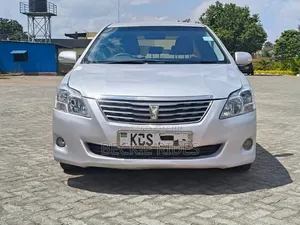 Toyota Premio 2011 Silver